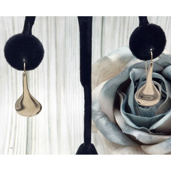 Silver Tone Long Hook Pierced Drop Dangle Earrings 1.5" - Picture 5 of 9